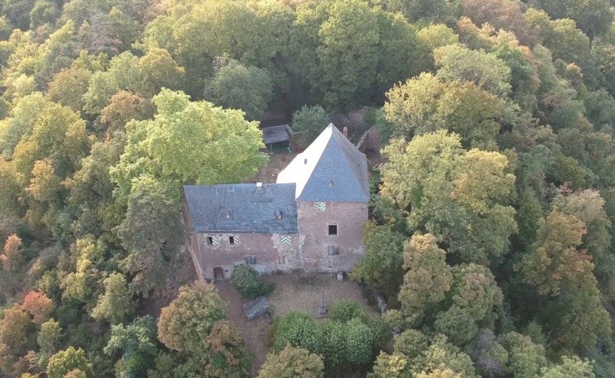 Burg Gollenfels, Dörrebach, Germany